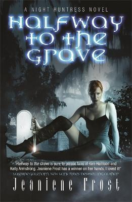 Halfway to the Grave : The sexiest and most badass paranormal romance series you'll ever read By:Frost, Jeaniene Eur:11,37 Ден2:699